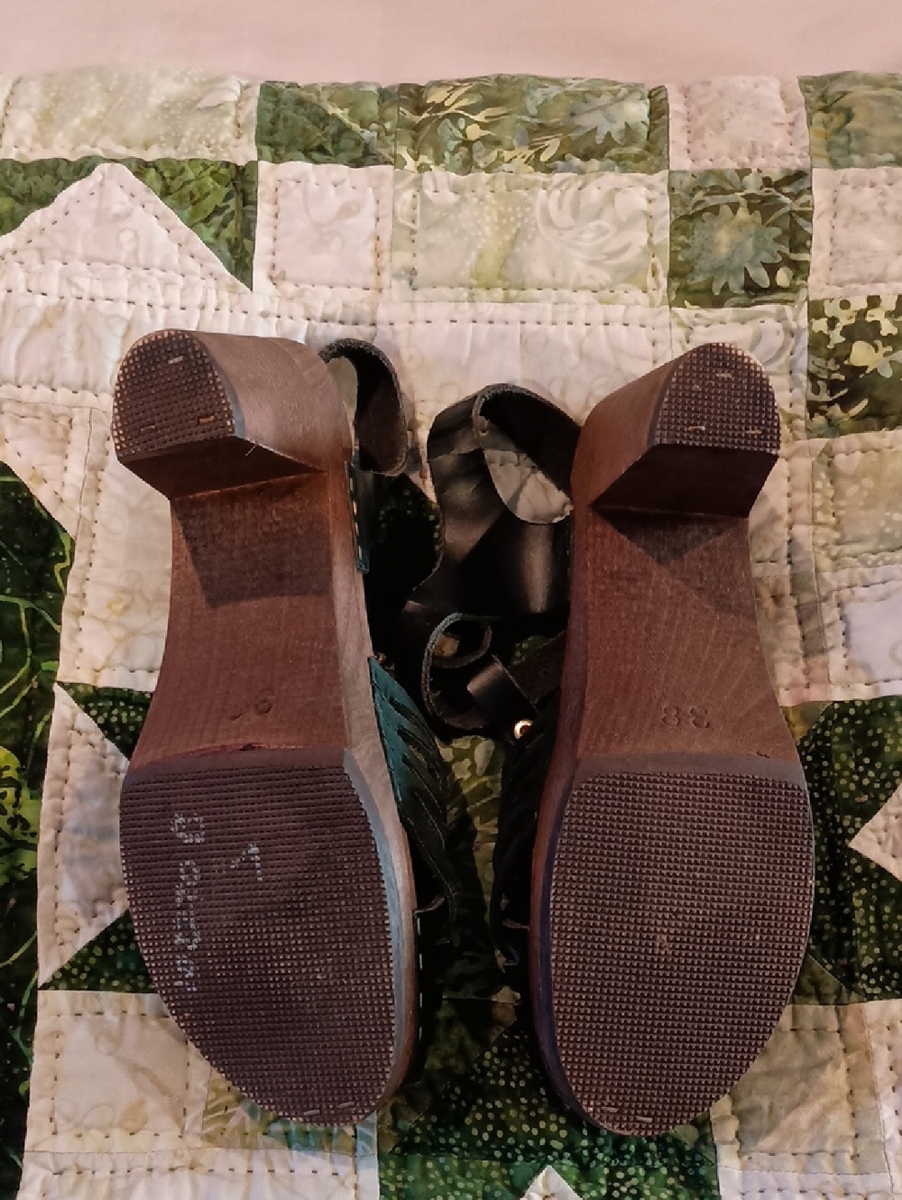 Cute! Maguba "Barcalona" Green Leather Clogs Size 38 - Picture 4 of 5